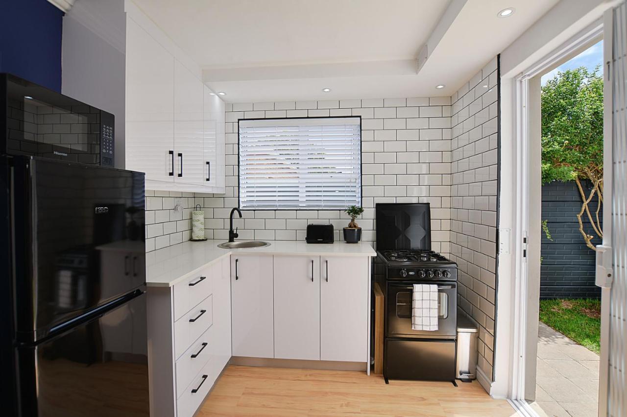 Flatlet 2.1km From Iconic Blaauwberg Apartment *